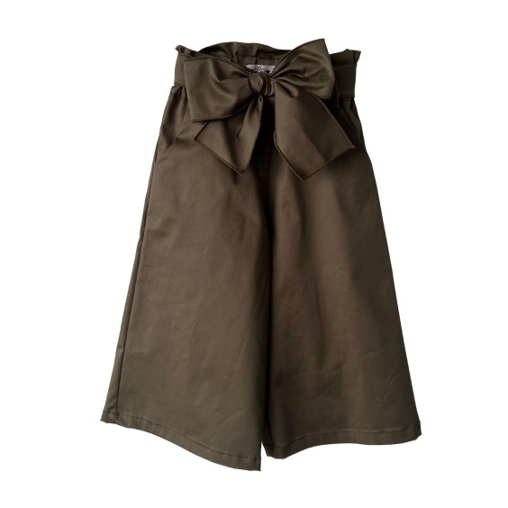Olive trousers Olive trousers