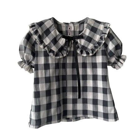 Blusa xadrez preto e branco