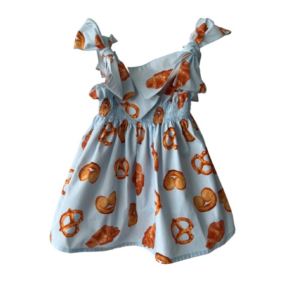 Bakery blouse with straps