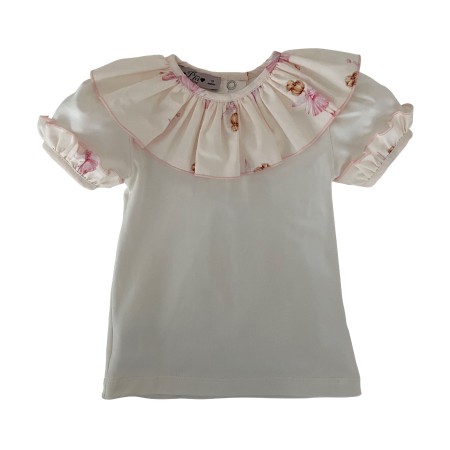 Ivory tshirt with ivory with ballerinas collar