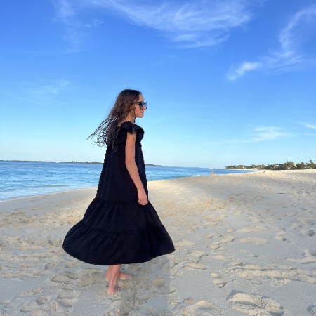 Robe mi-longue noire Robe mi-longue noire