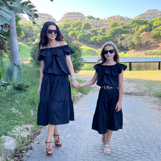 Robe mi-longue noire