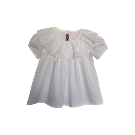 White pleated collar blouse