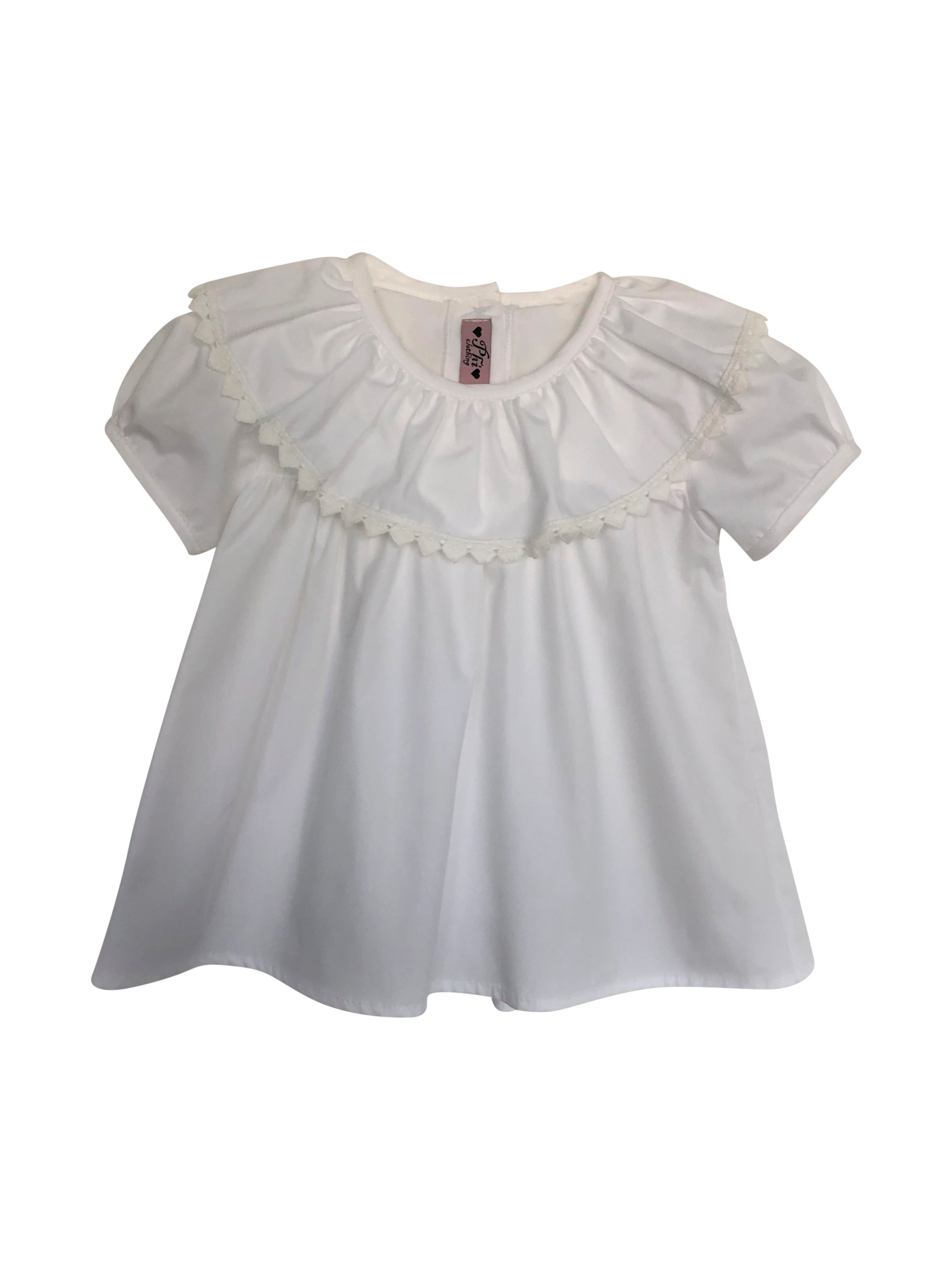 White pleated collar blouse