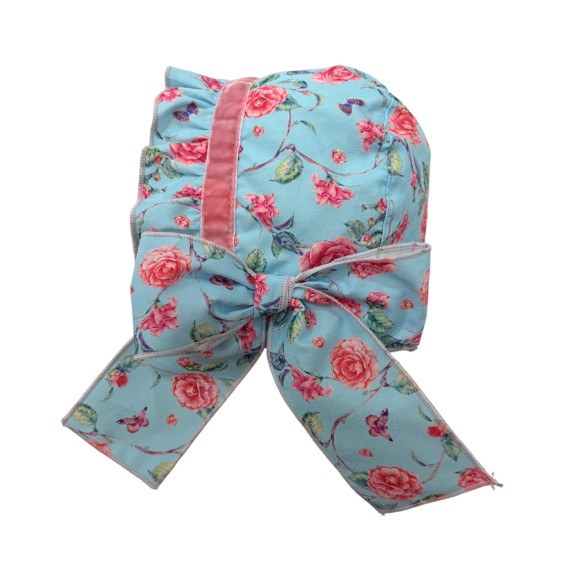 Blue with flowers bonnet