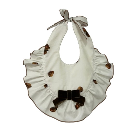 Acorn print bib Acorn print bib