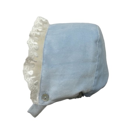 Blue velvet bonnet with small lace