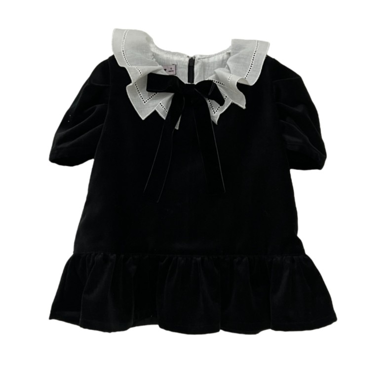 Black velvet white collar 2024 dress