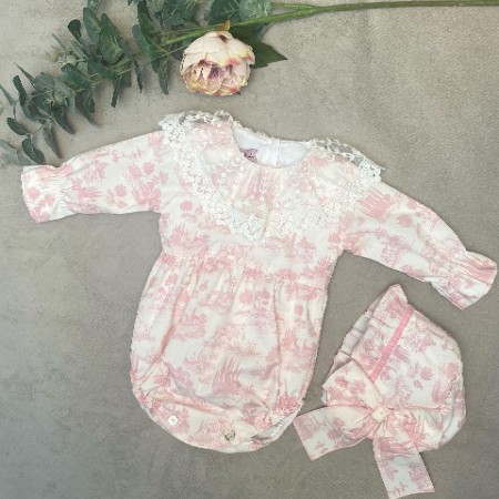 Bonnet toile de jouy rose Bonnet toile de jouy rose