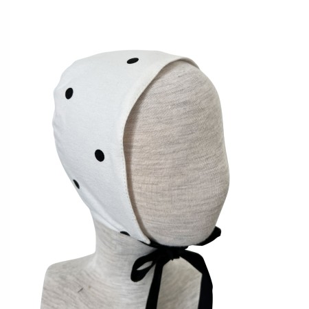 Ivory black dots bonnet