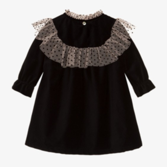 Vestido veludo preto com gola tule