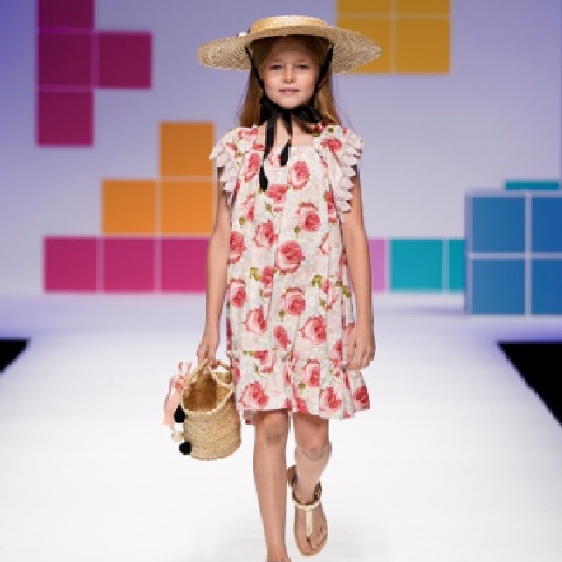 Peony dress with pink lace