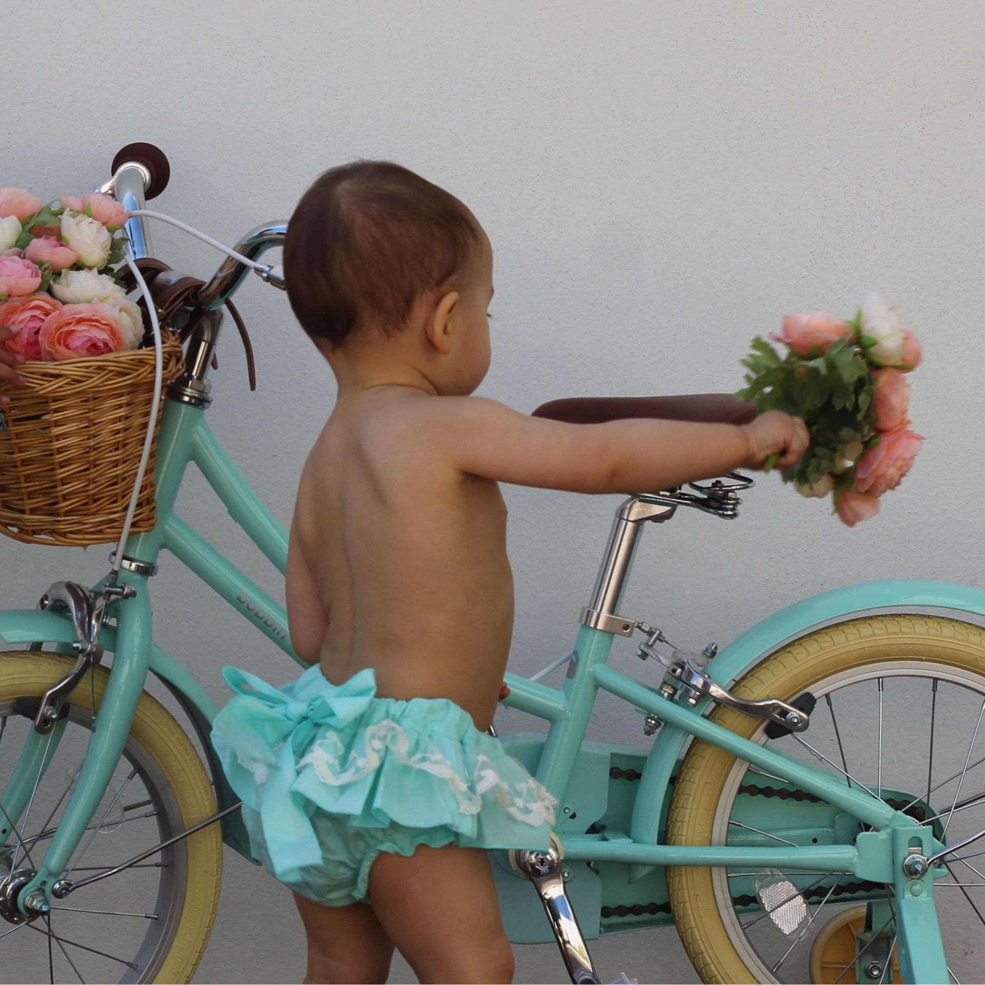 Mint bloomer with lace