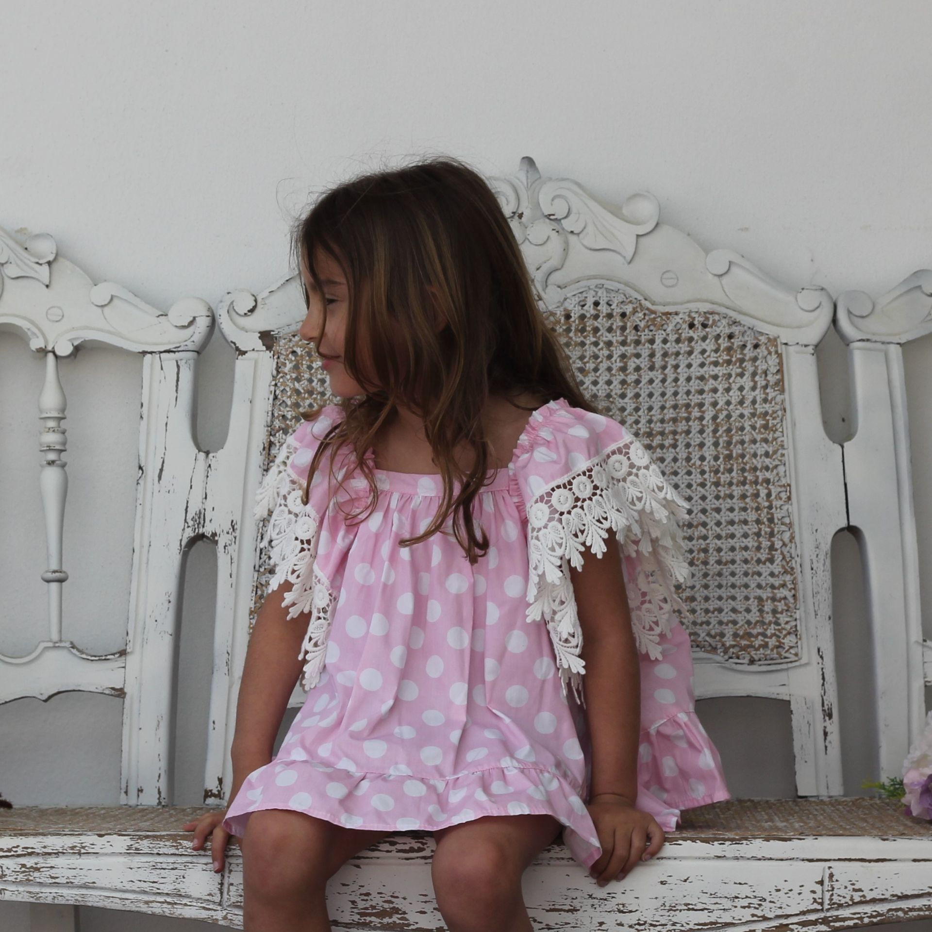 White dots tunic with lace