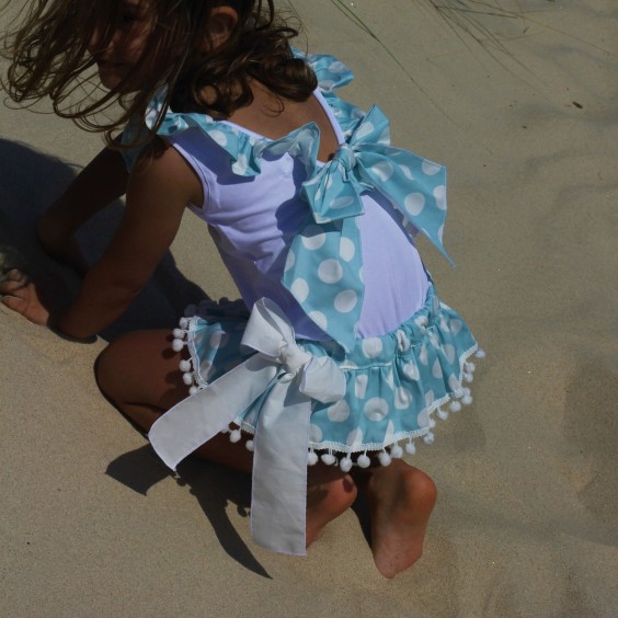 Tapa fraldas bolas com pompom