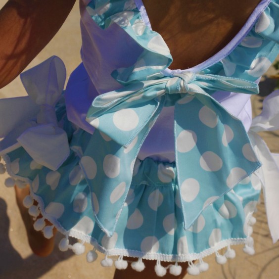 Tapa fraldas bolas com pompom