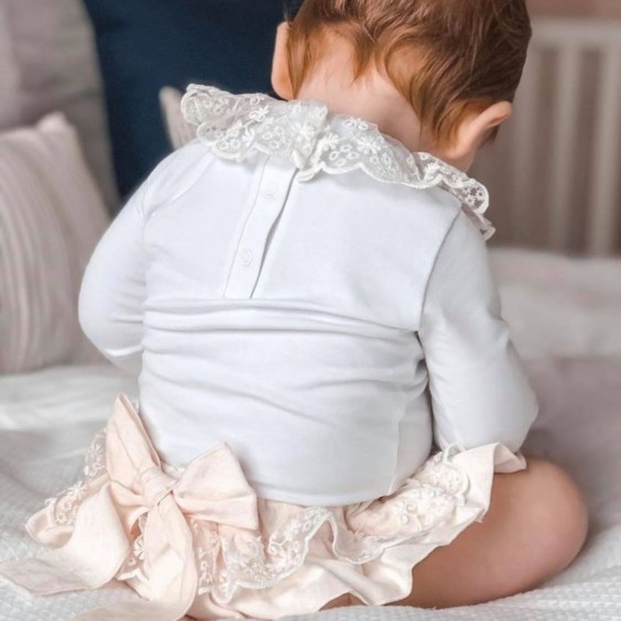 Body/T-shirt tule collar