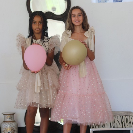 Vestido Linho dourado com tule rosa