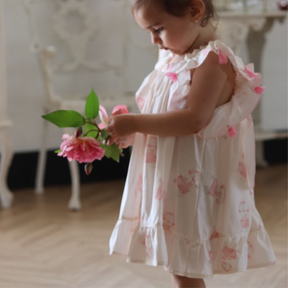 Vestido Carrinho de Gelados com pompom