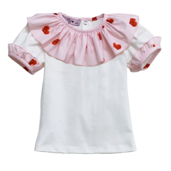 Ivory t-shirt with hearts collar