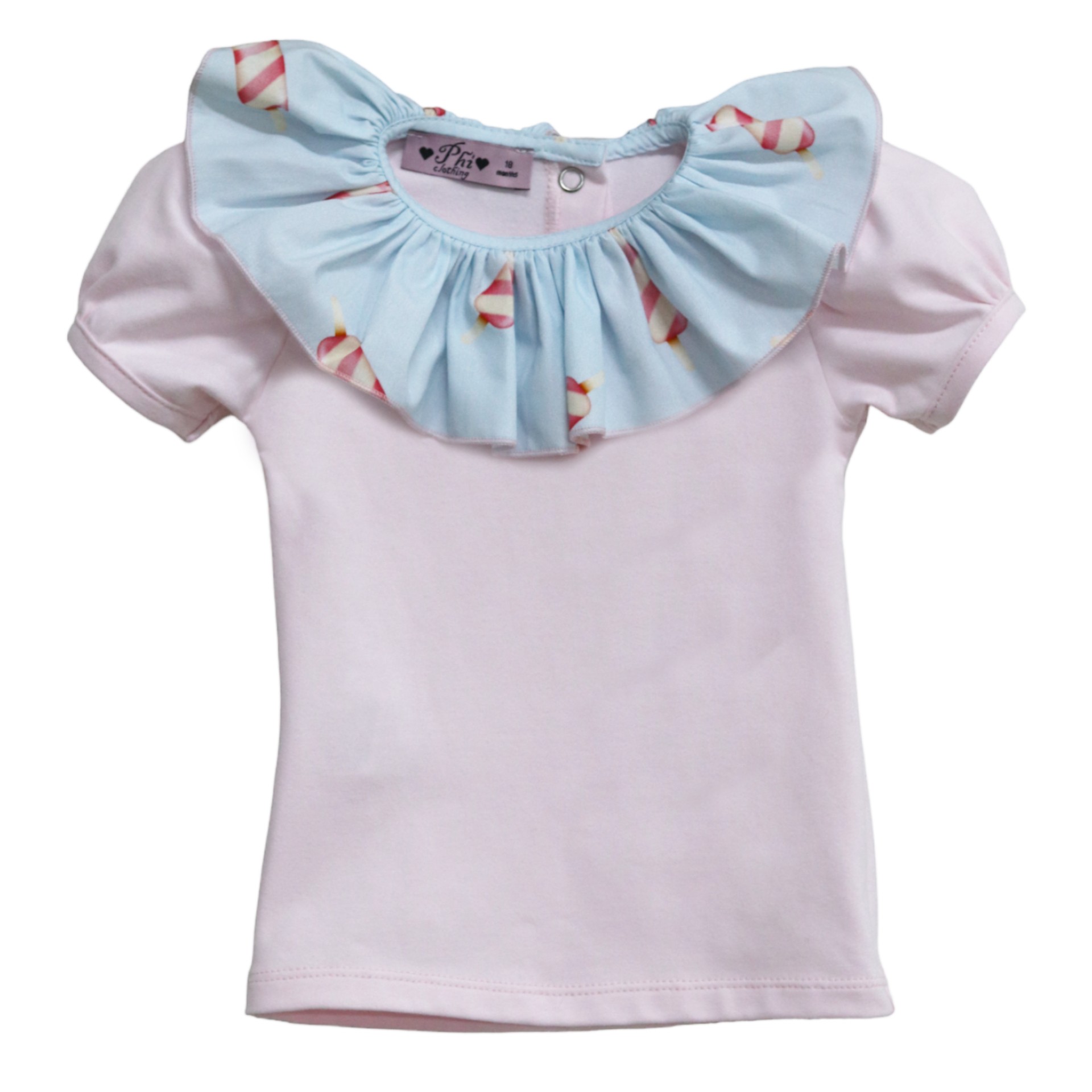 T-shirt rosa com gola gelados fundo azul