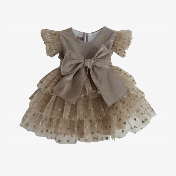 Robe en velours beige avec tulle