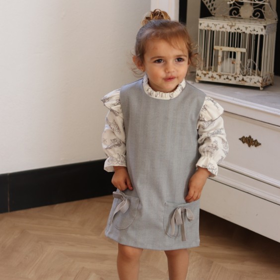 Vestido Cinzento