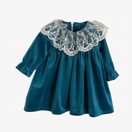 Robe de soire bleue avec tulle