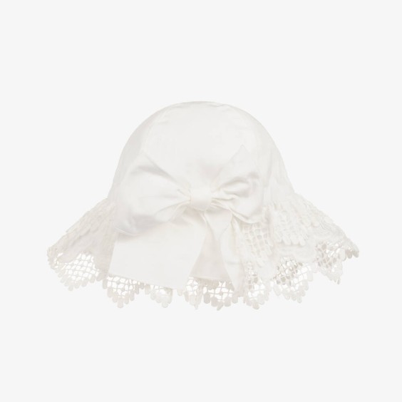 Ivory Hat with Lace