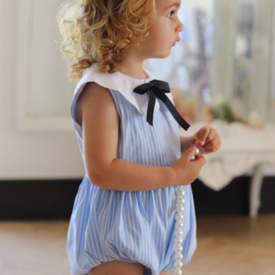 Fofo riscas azuis com lao