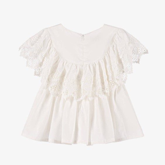 Blouse écru avec dentelle