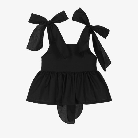 Top preto com laos