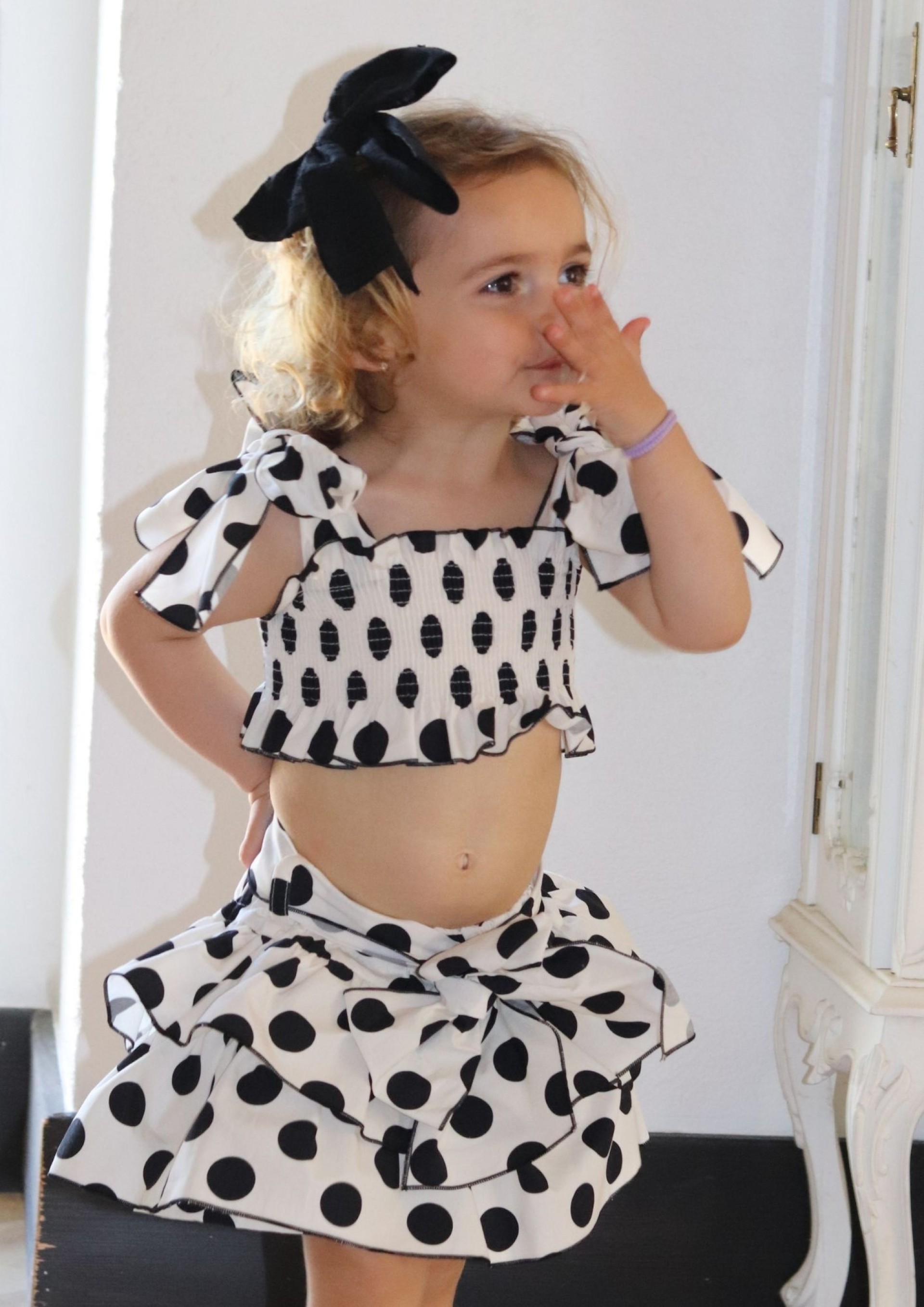 Saia calção bolas pretas