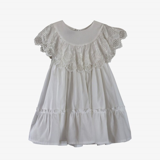 Vestido cru com renda