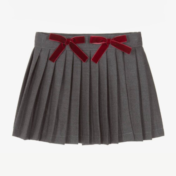 Grey pleated skirt