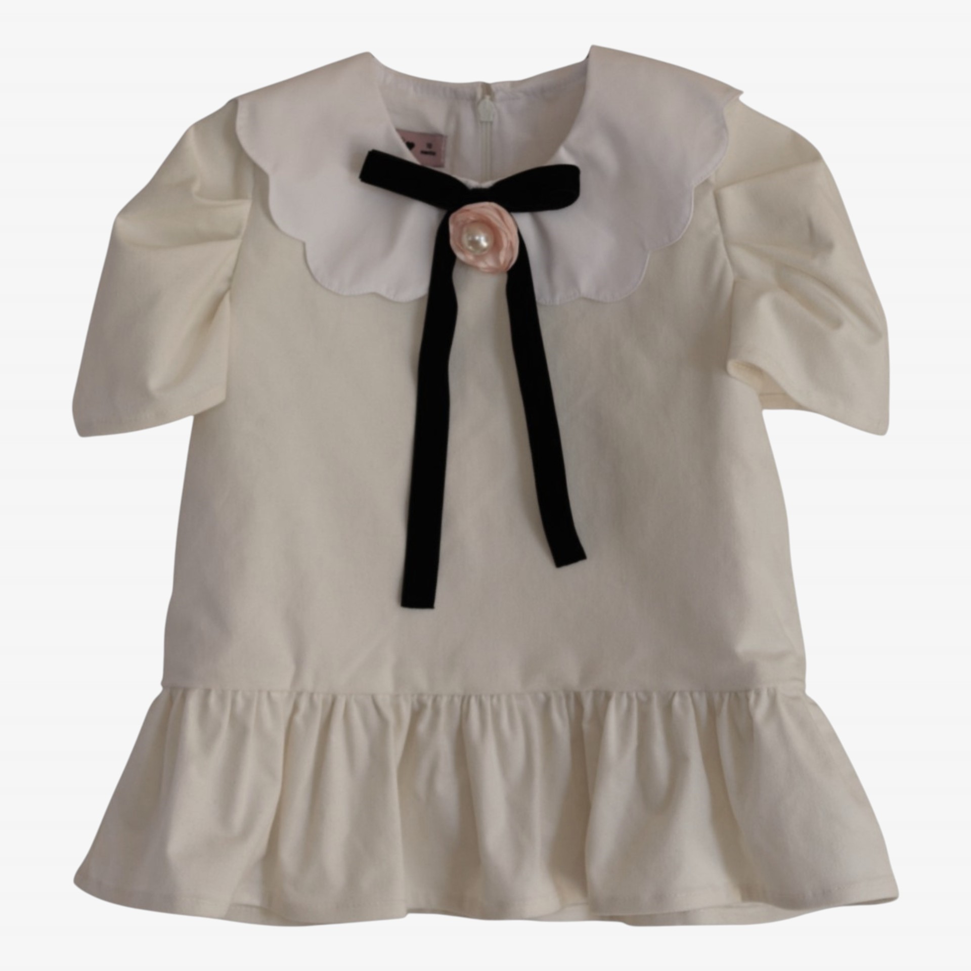 Robe ivoire avec à fleur