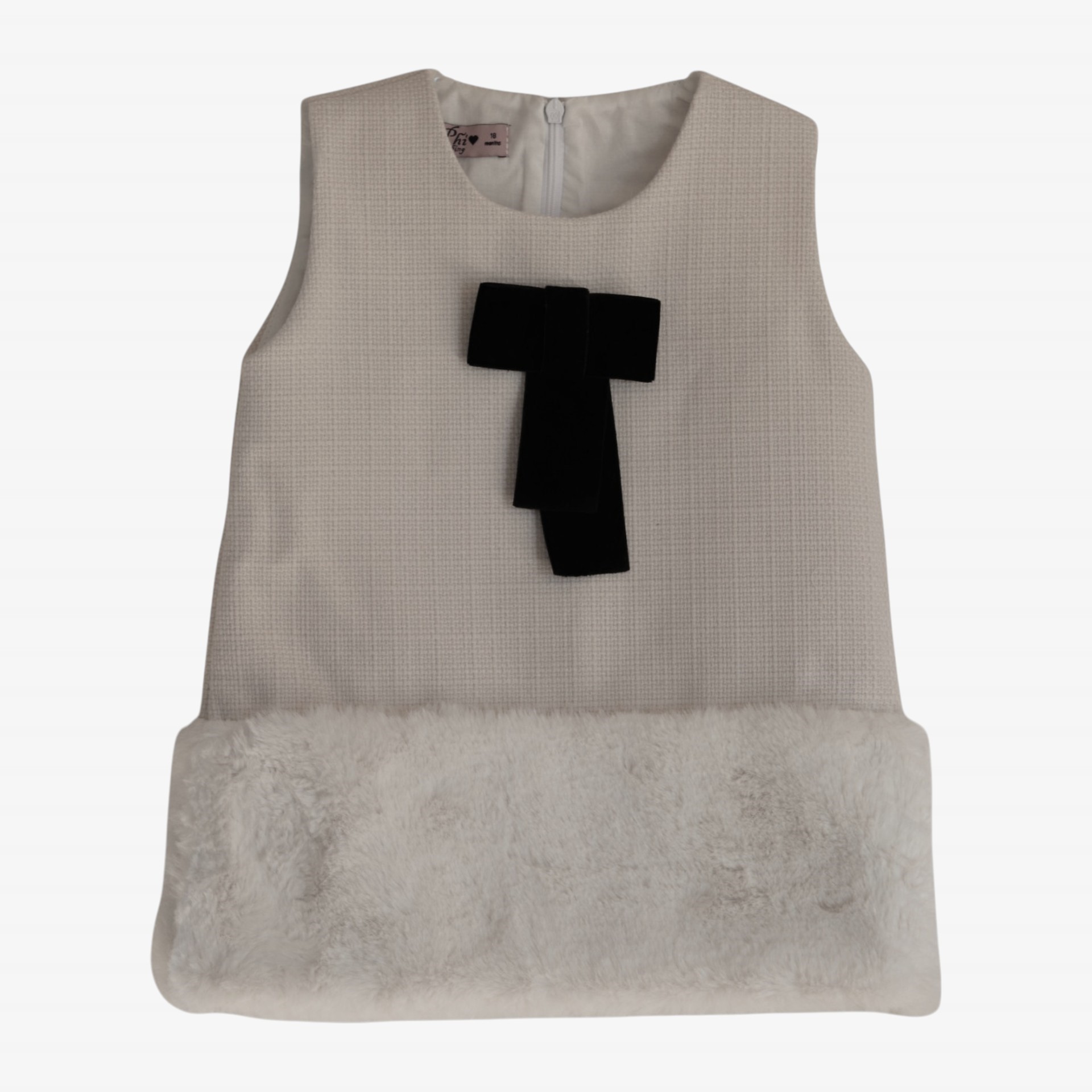 Robe ivoire avec fourrure