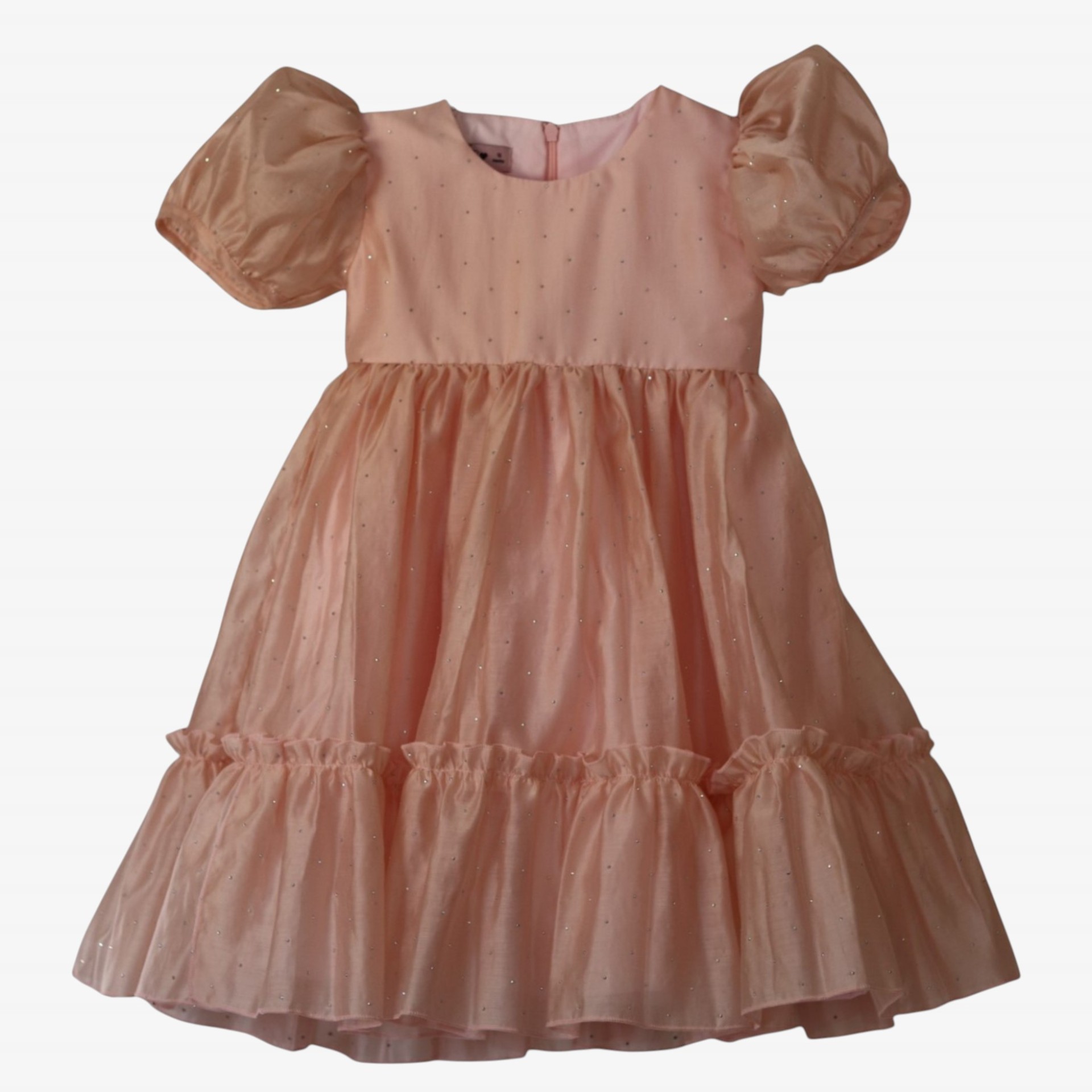 Robe en mousseline rose à sequins