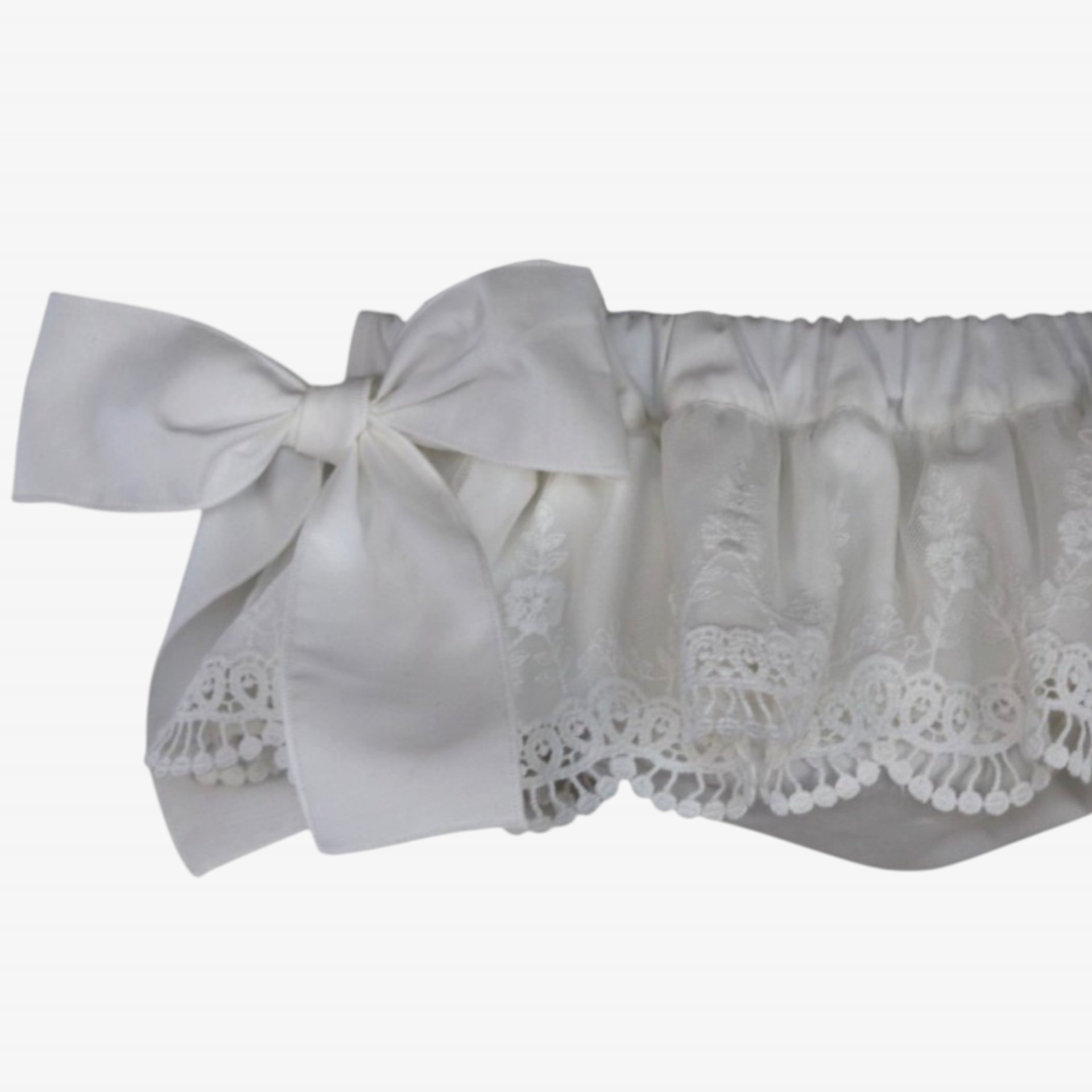 Ivory bloomer with tulle lace