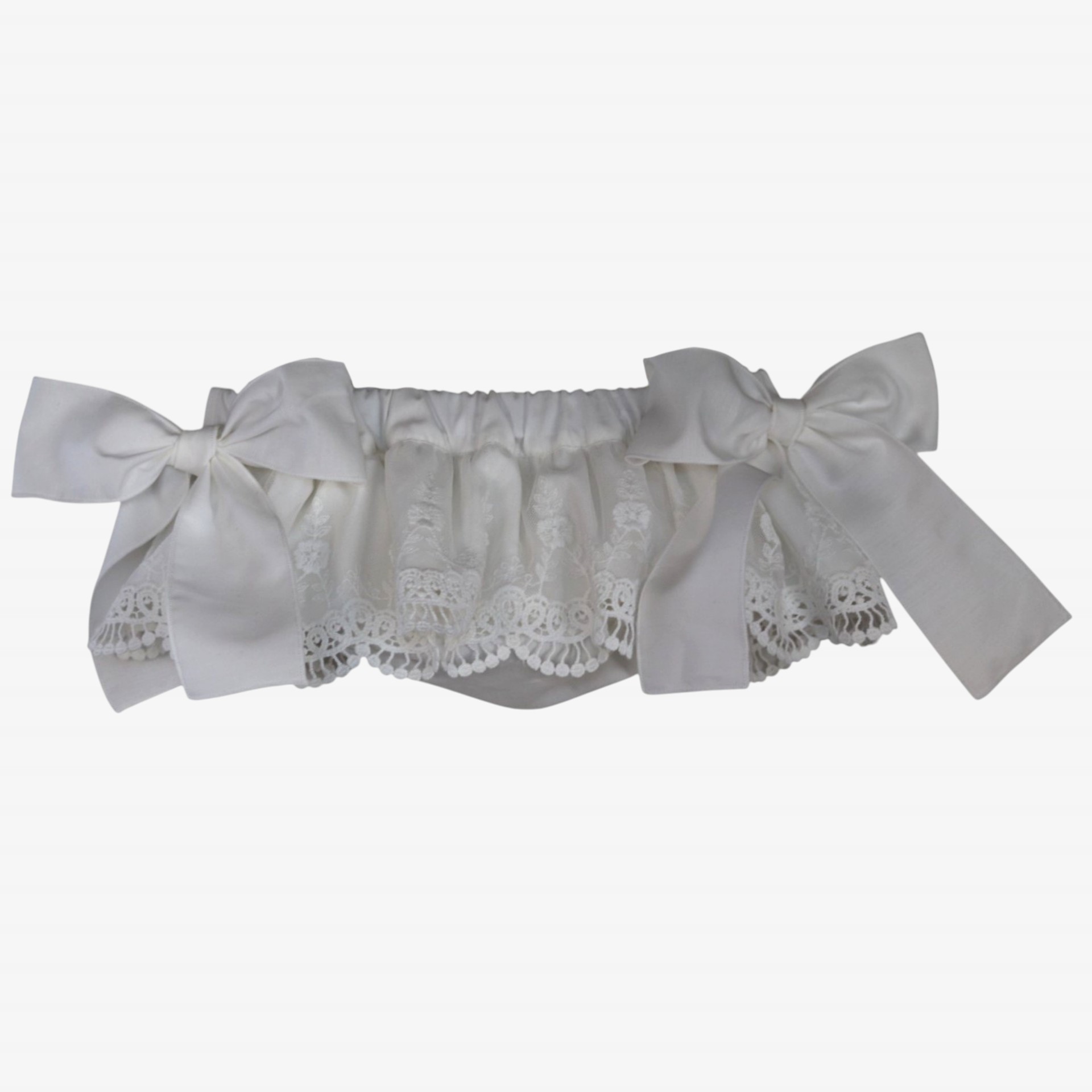Ivory bloomer with tulle lace