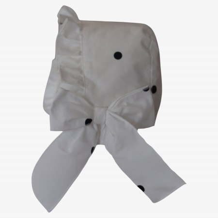 Black polka dot bonnet