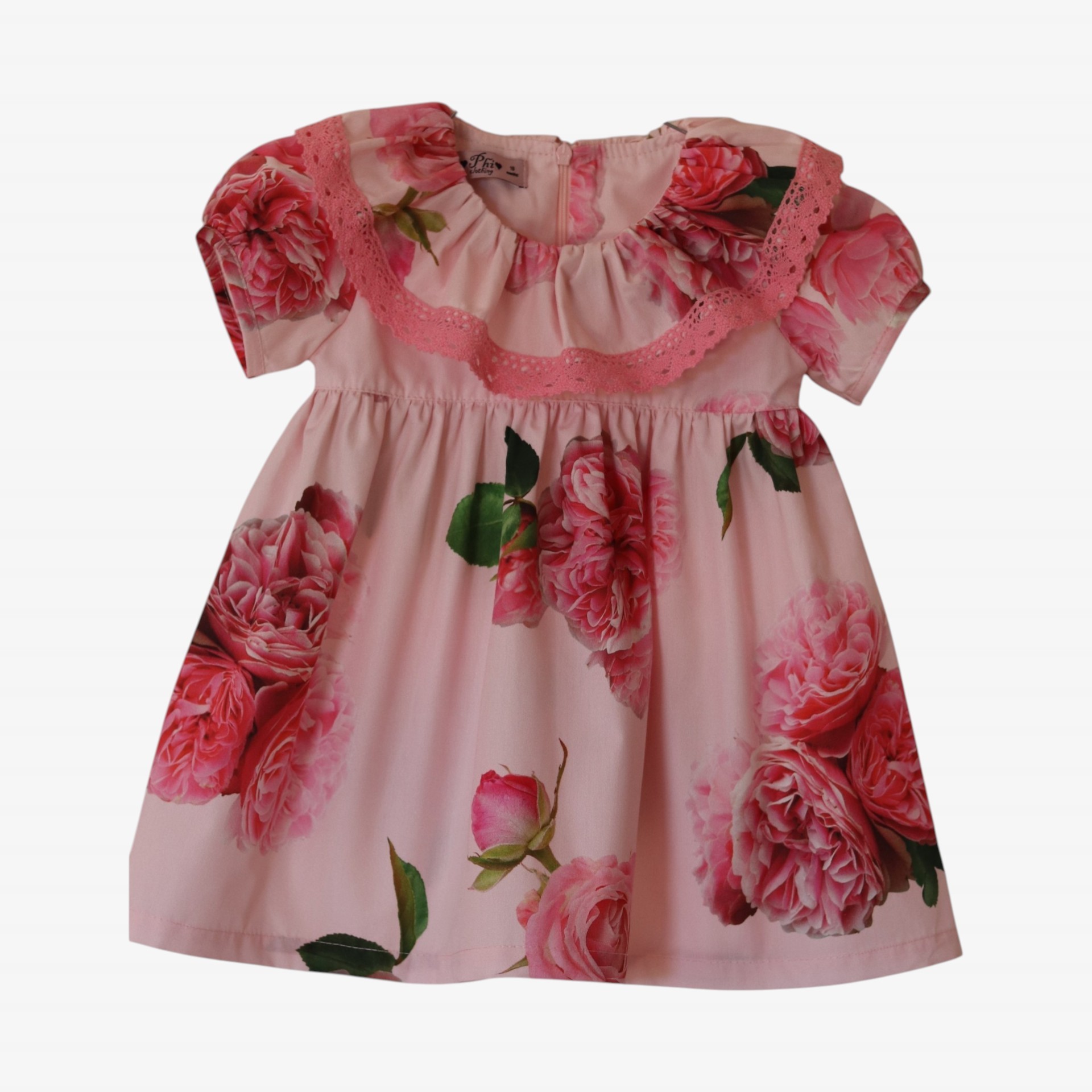 Robe rose avec dentelle rose