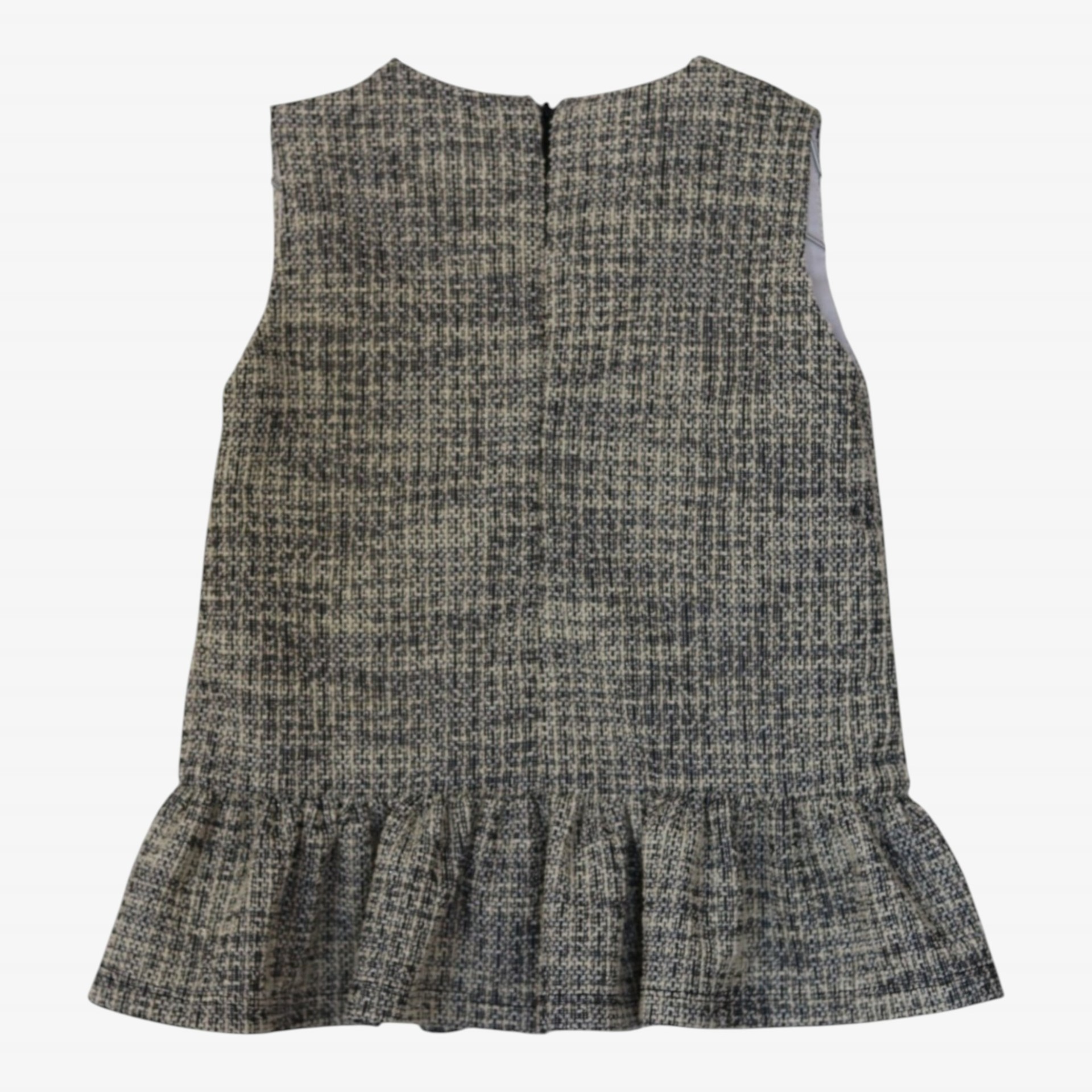 Robe en tweed noir avec nœud et camélia