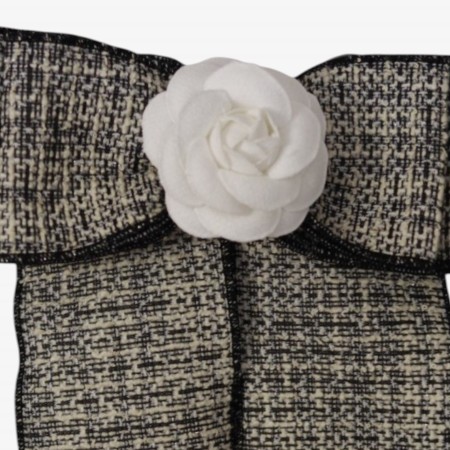 Tweed bow with camellia Tweed bow with camellia