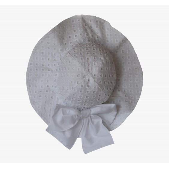 White hat with English embroidery