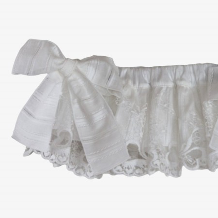 Bloomer blanche brod�e avec tulle