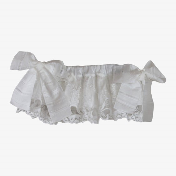 Tapa Fraldas bodado branco com tule