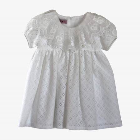 White dress embroidered with tulle White dress embroidered with tulle