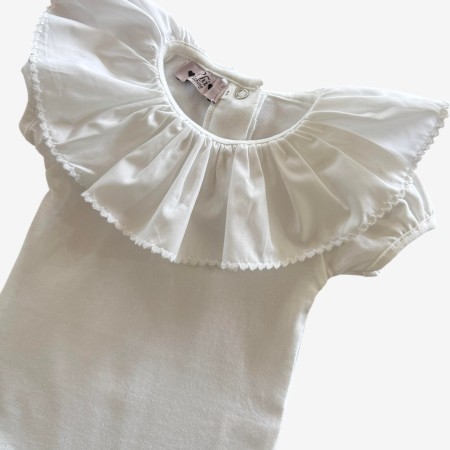 White bias-cut body/T-shirt with white picot trim. White bias-cut body/T-shirt with white picot trim.