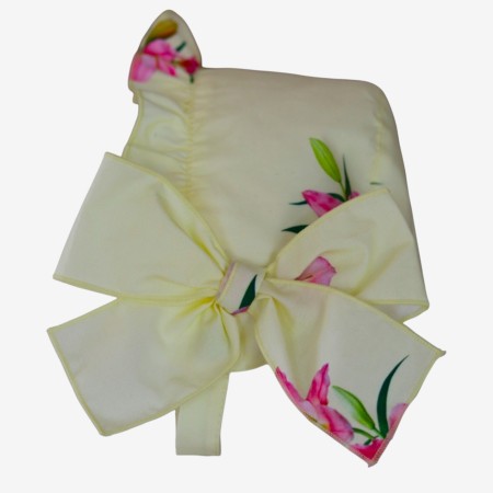 Lily bonnet Lily bonnet